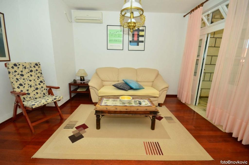 Apartment In Bol With Sea View, Terrace, Air Conditioning,Wifi 3634-2 Eksteriør bilde