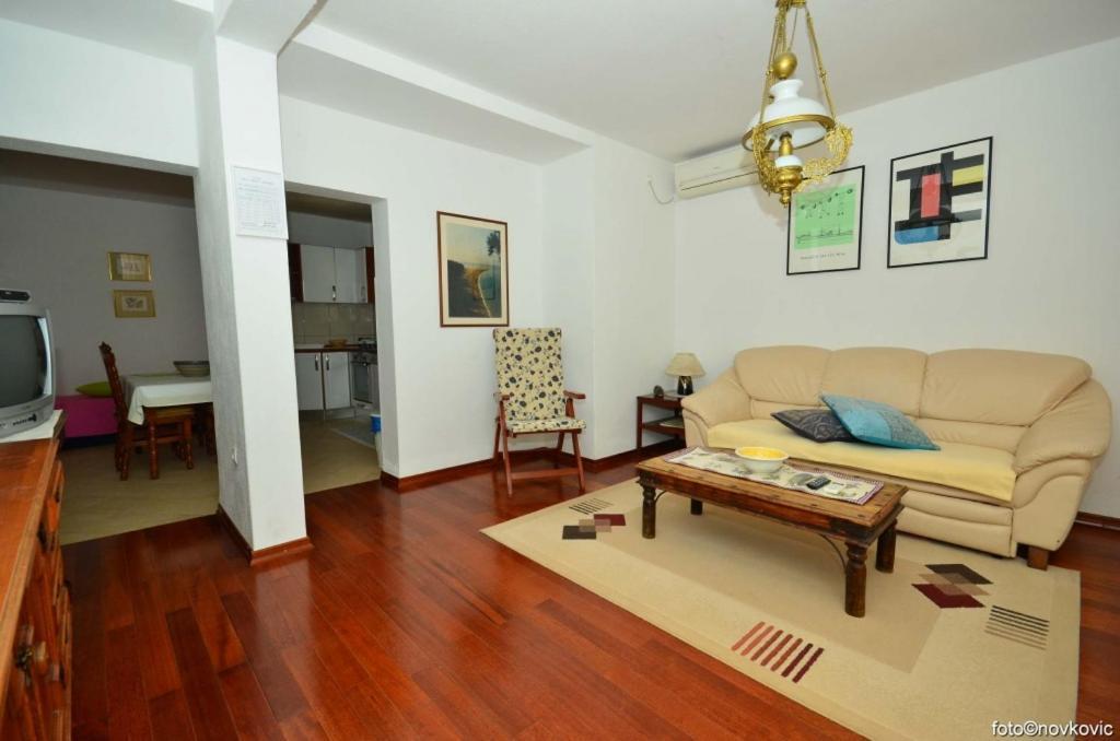 Apartment In Bol With Sea View, Terrace, Air Conditioning,Wifi 3634-2 Eksteriør bilde