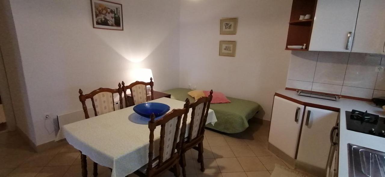Apartment In Bol With Sea View, Terrace, Air Conditioning,Wifi 3634-2 Eksteriør bilde
